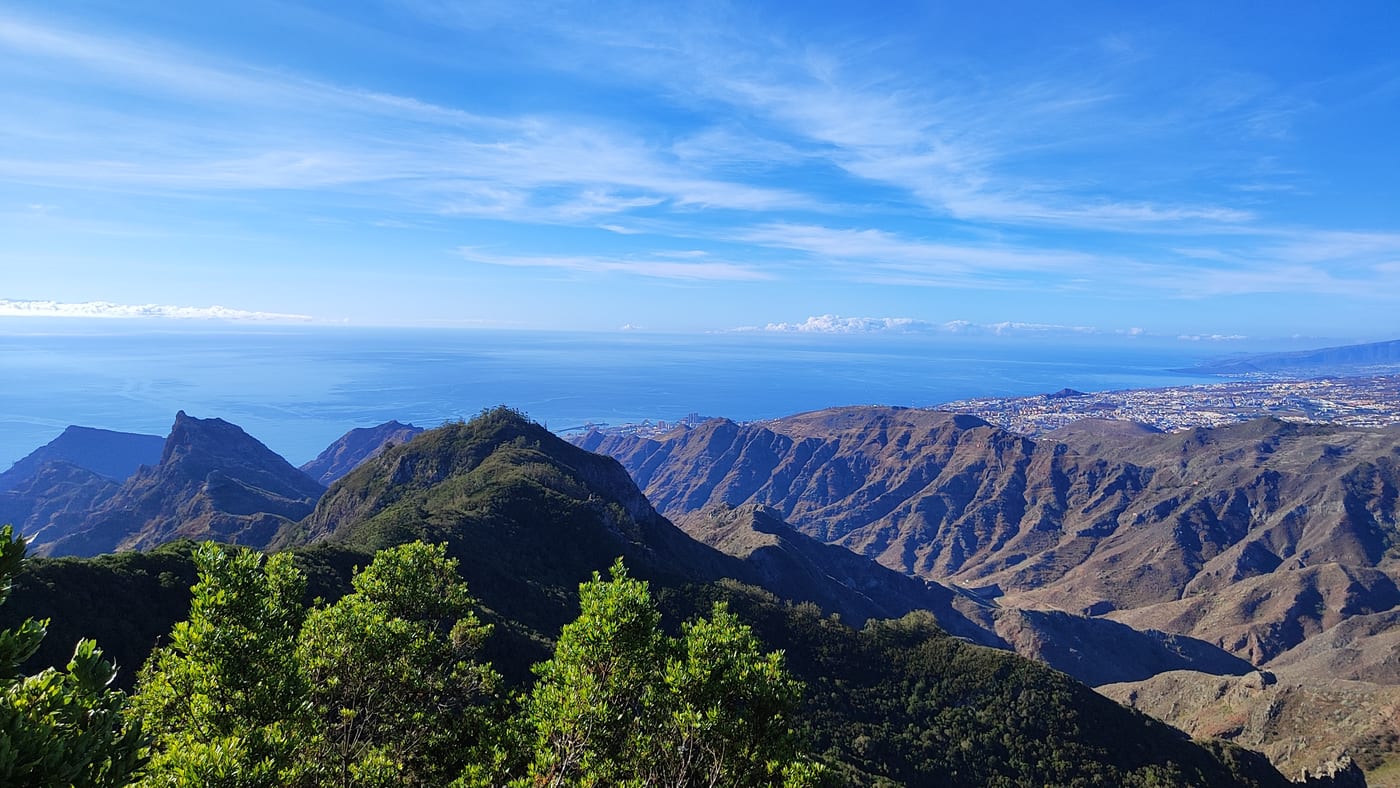 El Mirador del Pico del Inglés y su panorámica sobre Anaga y las costas, Tenerife.