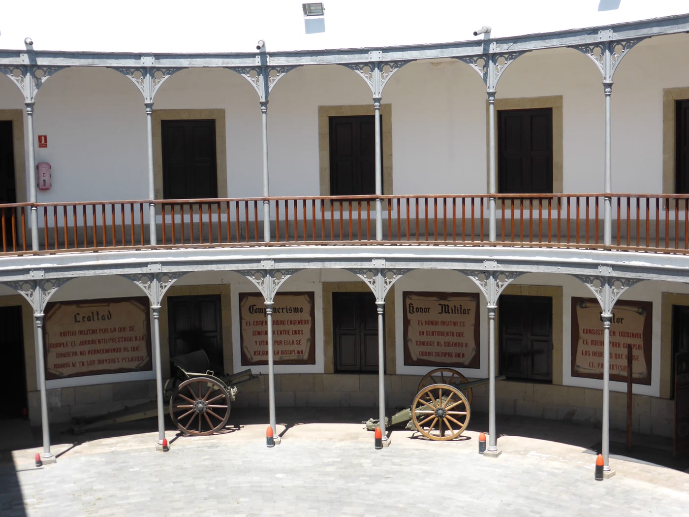 Interior del Fuerte de Almeyda, sede del Museo Histórico Militar de Canarias, Santa Cruz de Tenerife.