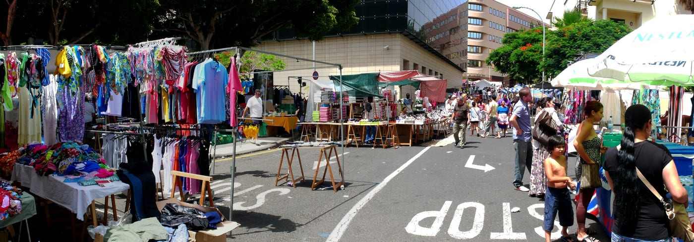 Ambiente del Rastro de Santa Cruz de Tenerife.