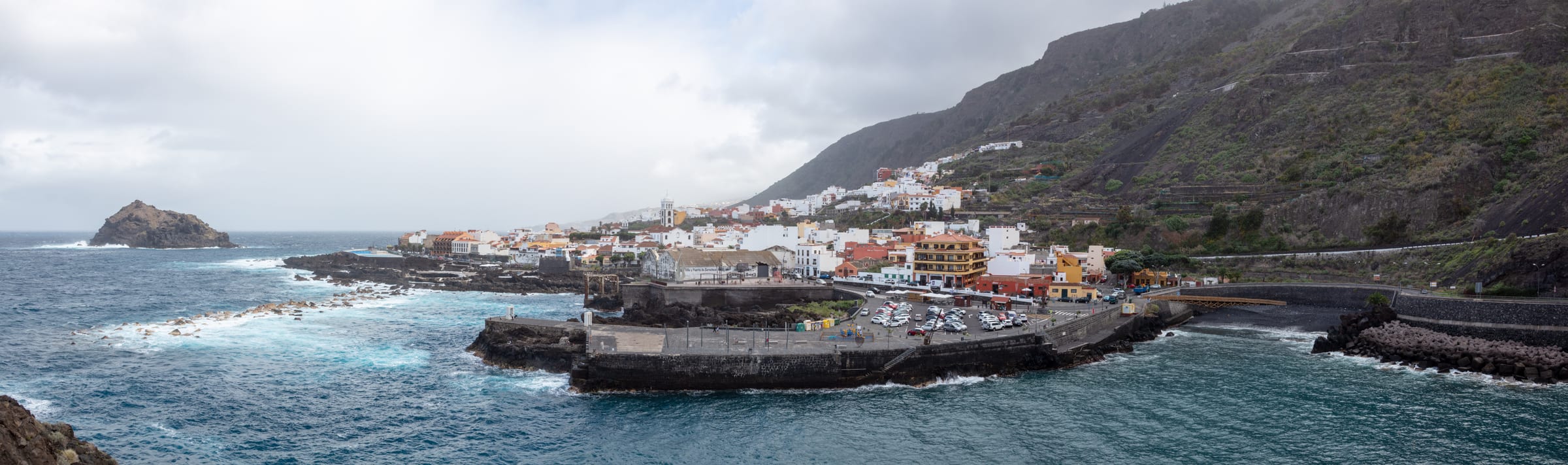 Vista de Garachico hoy, reconstruido tras la erupción de 1706